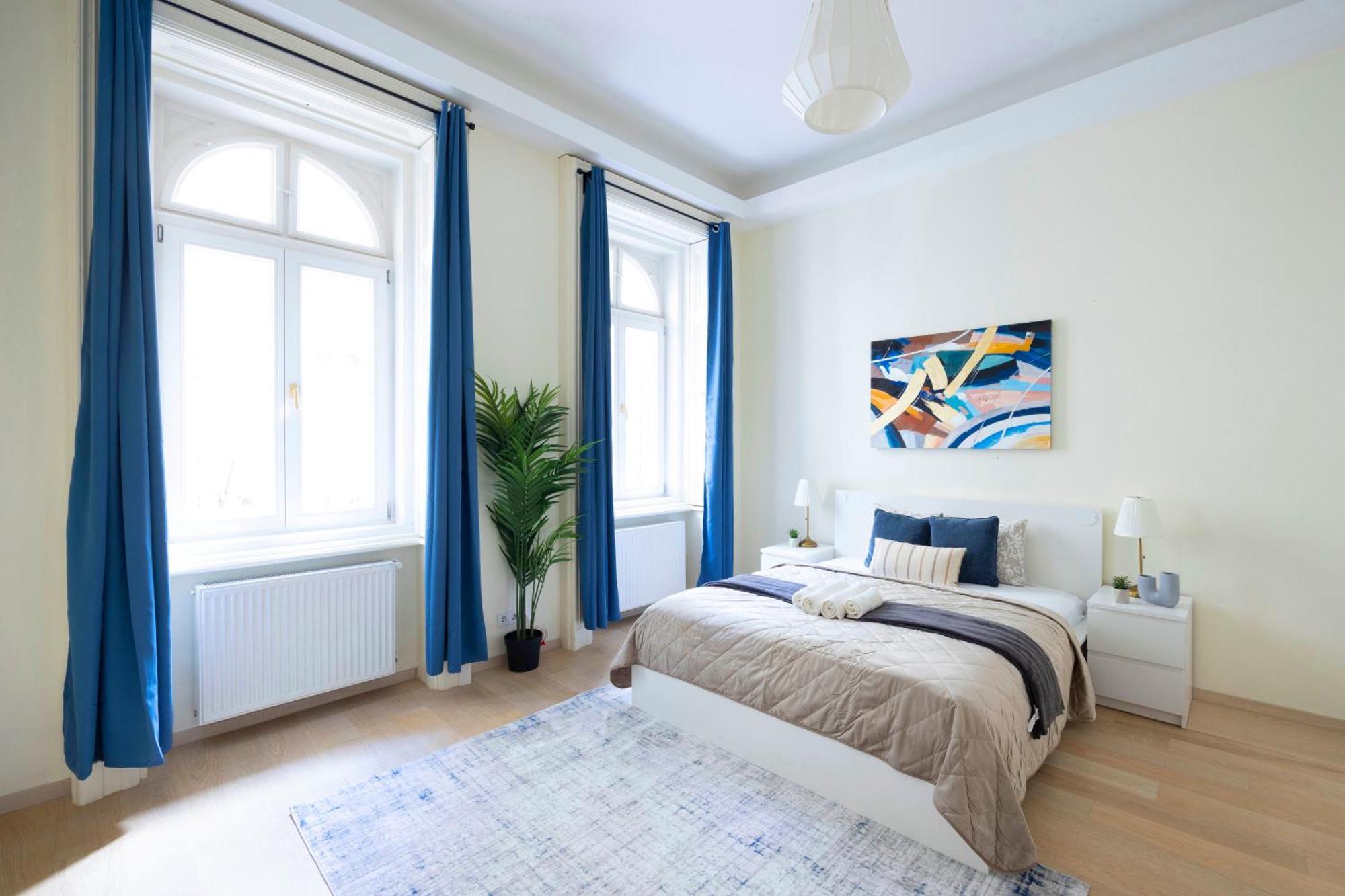 Exclusive & Spacious Central Residence W/ 4Bedrm 2Bathrm ブダペスト エクステリア 写真