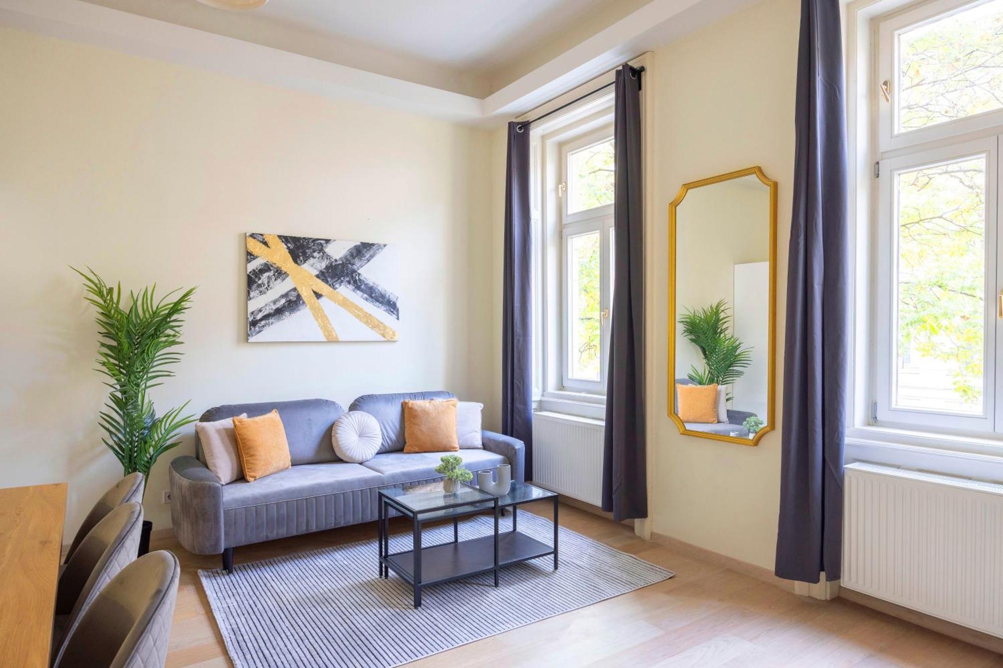 Exclusive & Spacious Central Residence W/ 4Bedrm 2Bathrm ブダペスト エクステリア 写真